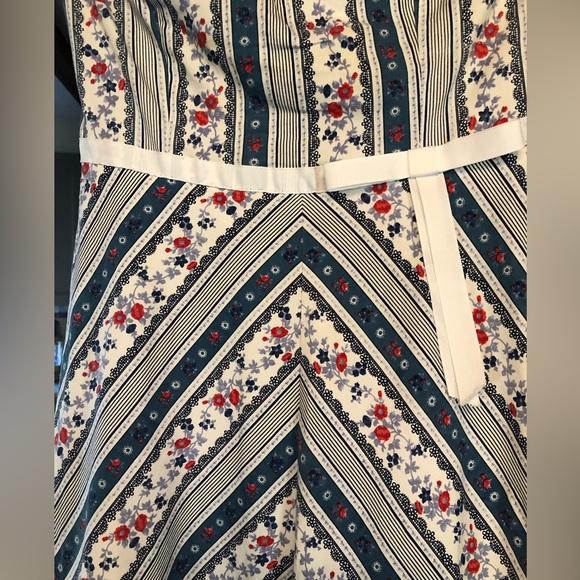 Adorable retro style fit and flair size 5 - Picture 9 of 11